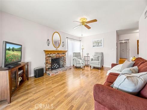 402 Jade Ave , Placentia, CA