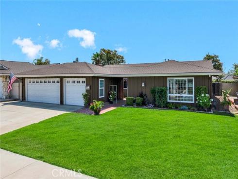 636  Longfellow   Drive, Placentia, CA