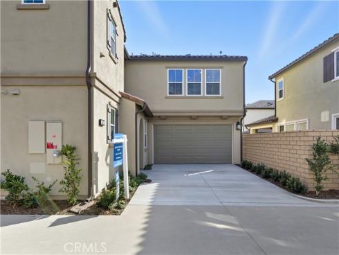 582  Mcfadden   Street, Placentia, CA