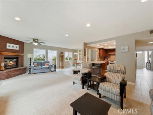 1018  Violet   Circle, Placentia, CA