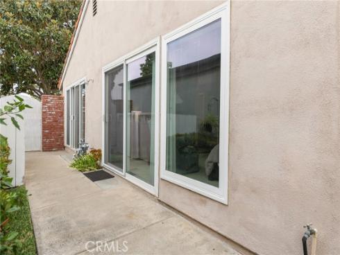 1018  Violet   Circle, Placentia, CA