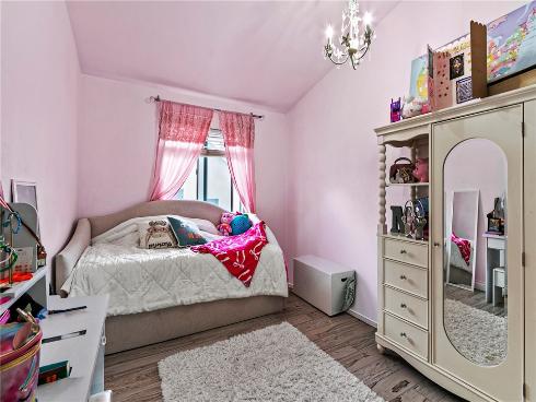 1833  Taft Ln  , Placentia, CA