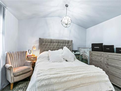 1833  Taft Ln  , Placentia, CA