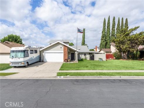 921  Azalea   Avenue, Placentia, CA