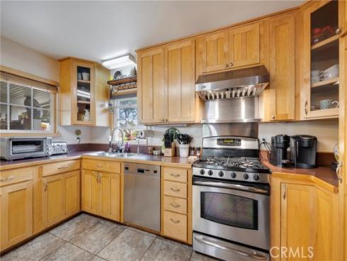 921  Azalea   Avenue, Placentia, CA