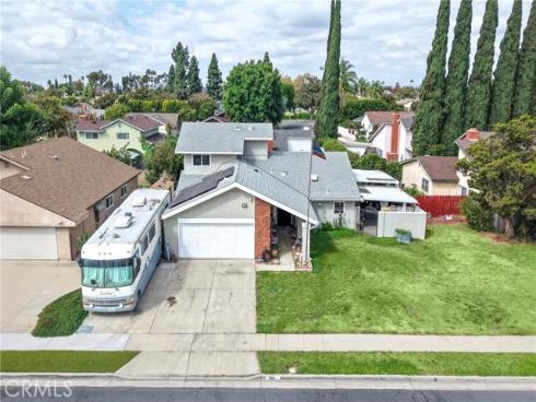921  Azalea   Avenue, Placentia, CA