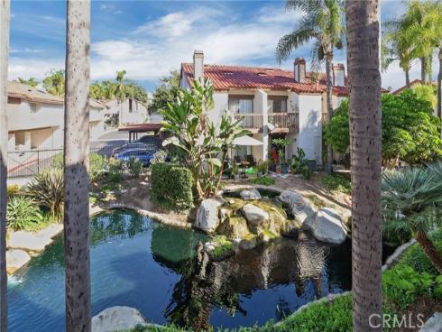 376  Hawaii  , Placentia, CA