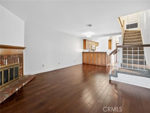 376  Hawaii  , Placentia, CA