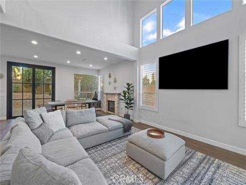 325 E Concord  , Placentia, CA