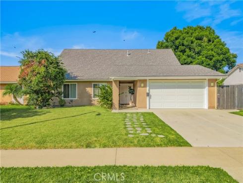 649  Heather  , Placentia, CA