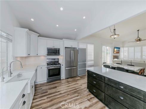 146  Los Alamitos   Circle, Placentia, CA