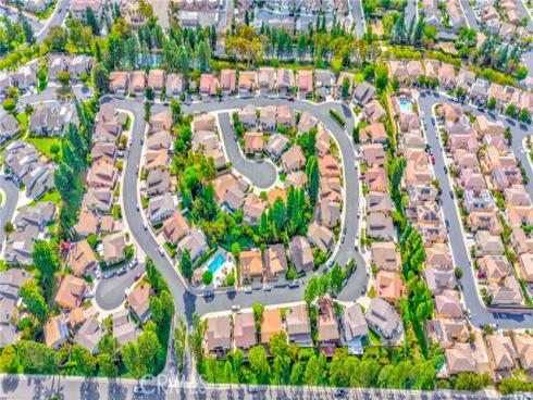 146  Los Alamitos   Circle, Placentia, CA