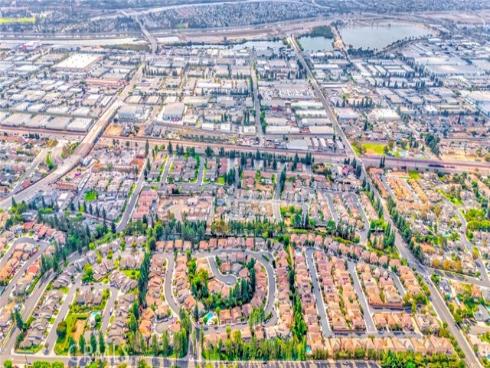 146  Los Alamitos   Circle, Placentia, CA