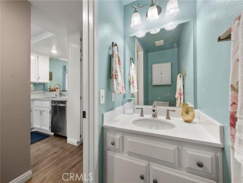 312  Molokai  , Placentia, CA