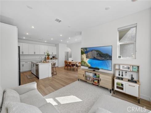 1572  Lima Way  6 , Placentia, CA