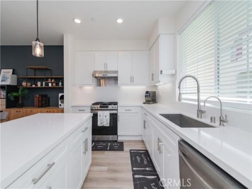 2425  Villena   Way, Placentia, CA