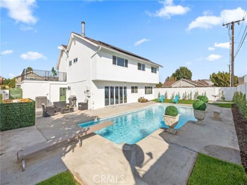 242  Garfield  , Placentia, CA