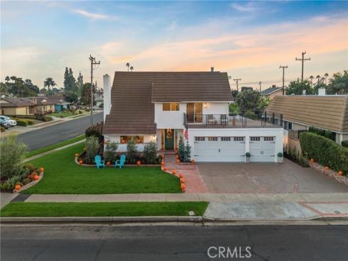 242  Garfield  , Placentia, CA