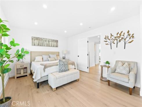 242  Garfield  , Placentia, CA