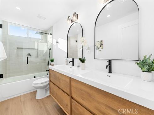 242  Garfield  , Placentia, CA