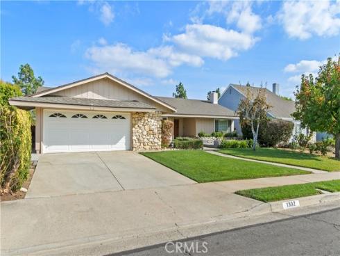 1302  Warren   Street, Placentia, CA