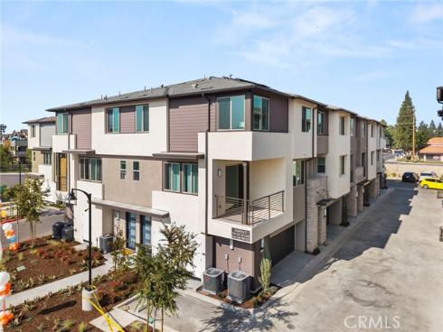 1964 Via De La Luna , Placentia, CA