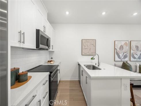 1964 Via De La Luna , Placentia, CA