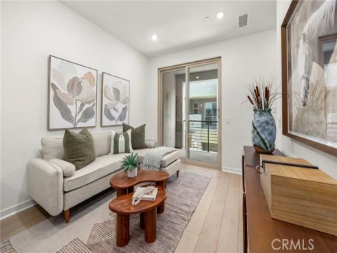 1964 Via De La Luna , Placentia, CA