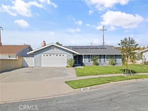 16231  Kingswood  , Placentia, CA