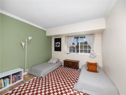 5121  Cedarlawn  , Placentia, CA