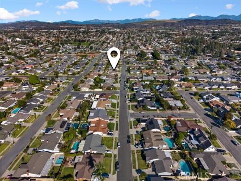 5121  Cedarlawn  , Placentia, CA