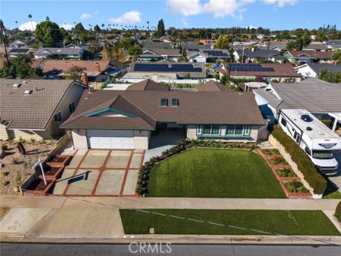 5121  Cedarlawn  , Placentia, CA