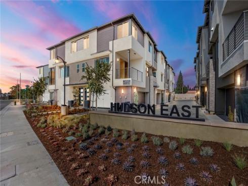 1952 Avenida Del Sol