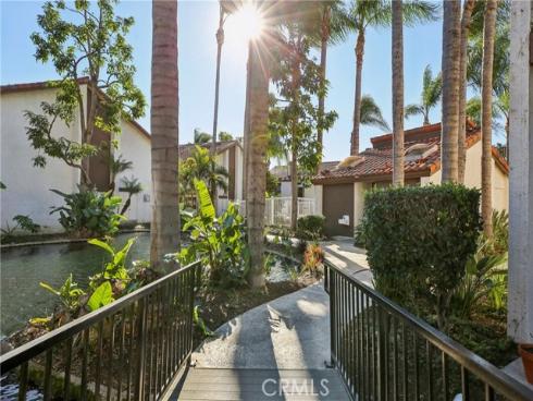 338  Molokai  , Placentia, CA