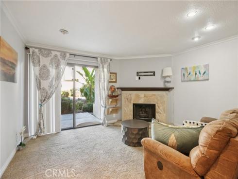 338  Molokai  , Placentia, CA