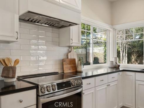 301  Bagnall  , Placentia, CA