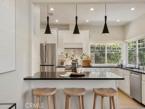 301  Bagnall  , Placentia, CA