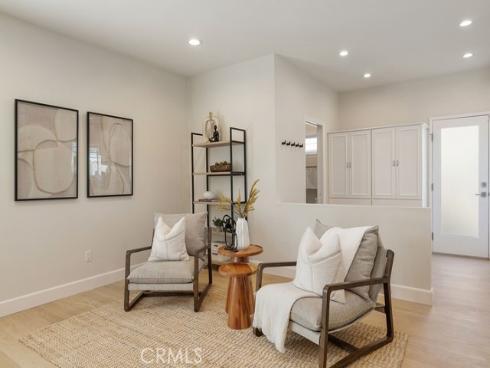 301  Bagnall  , Placentia, CA