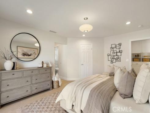 301  Bagnall  , Placentia, CA