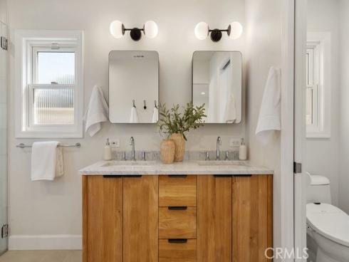 301  Bagnall  , Placentia, CA