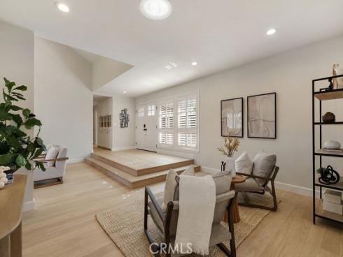 301  Bagnall  , Placentia, CA