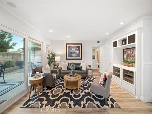 159  Los Alamitos  , Placentia, CA