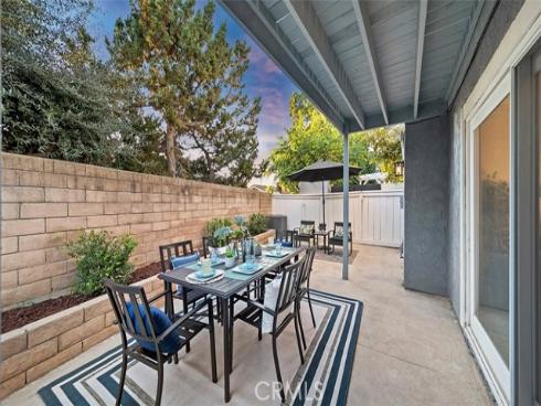 159  Los Alamitos  , Placentia, CA