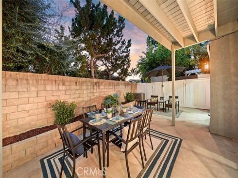 159  Los Alamitos  , Placentia, CA