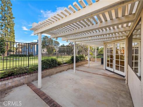 1050  Holt  , Placentia, CA