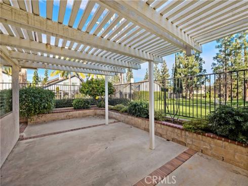 1050  Holt  , Placentia, CA