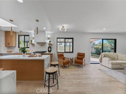 1248  Carlsbad  , Placentia, CA