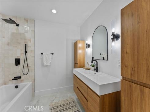 1248  Carlsbad  , Placentia, CA