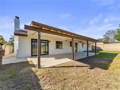 1248  Carlsbad  , Placentia, CA