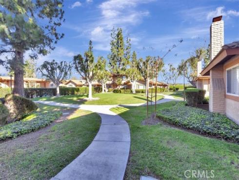 2067  Bay Meadows   Drive, Placentia, CA